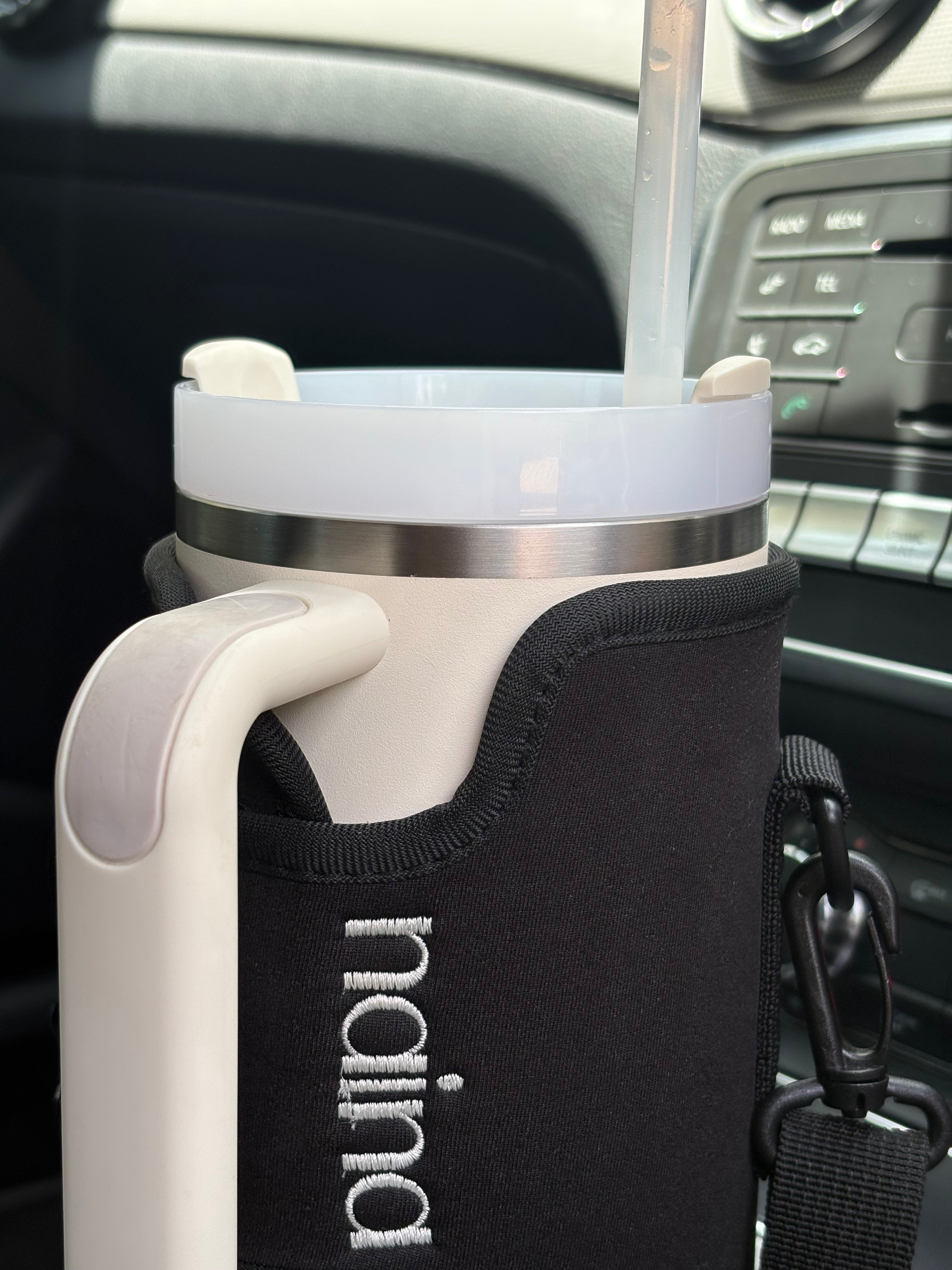 naina stanley cup holder